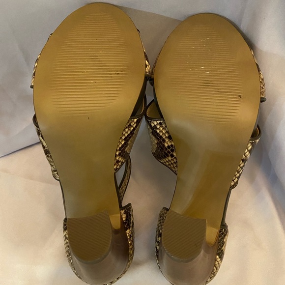 Levity leather upper brown snakeskin shoe size 81/2 - Picture 5 of 6